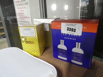 Lot 3393 - 2 Ted Baker Eau De Toilette 200ml plus a Honey...