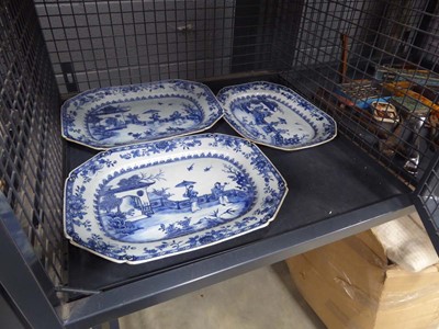 Lot 5426 - 3 antique Chinese blue and white dishes