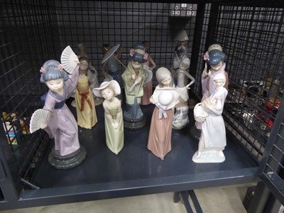 Lot 5434 - Cage containing Lladro figures