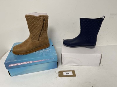 Lot 2x Boxed pairs of boots to include Sketchers...