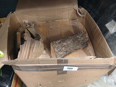 Lot 4123 - Box of fire logs