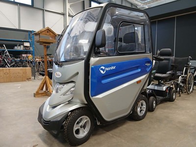 Lot 4356 - Abilize Kondor 6.2mph cabin mobility scooter...