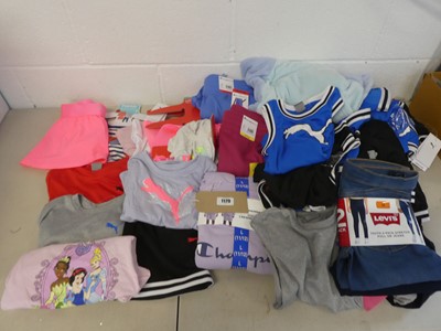 Lot A bag containing a large quantity of...