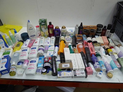 Lot Large bag of toiletries including hair...