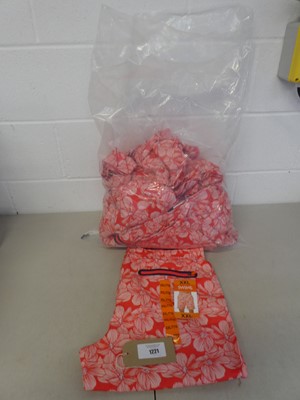 Lot Approx. 15 pairs of men's swimming shorts by...