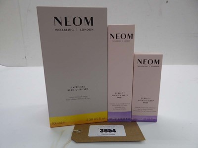 Lot Neom Happiness reed diffuser and 2 Perfect...