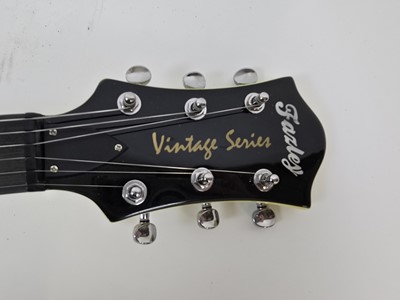 Lot A Fazley vintage series model FSC318IV...