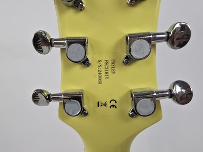 Lot A Fazley vintage series model FSC318IV...