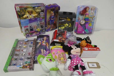 Lot 1312 - Selection of dolls and figures incl. Rainbow...