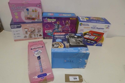 Lot 1319 - Selection of roleplaying and activity toys...