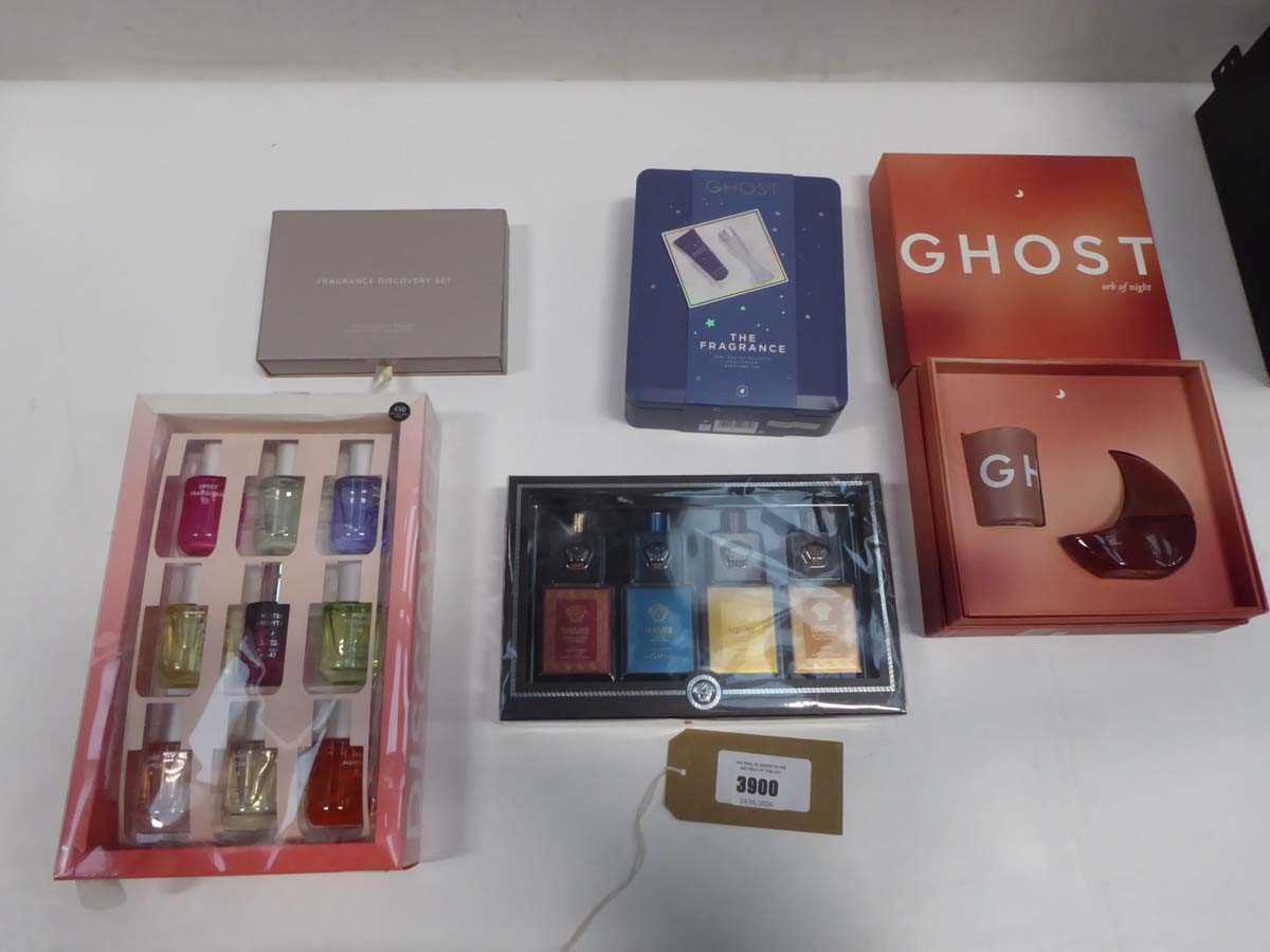 Lot x5 fragrance sets to include Ghost, Versace etc
