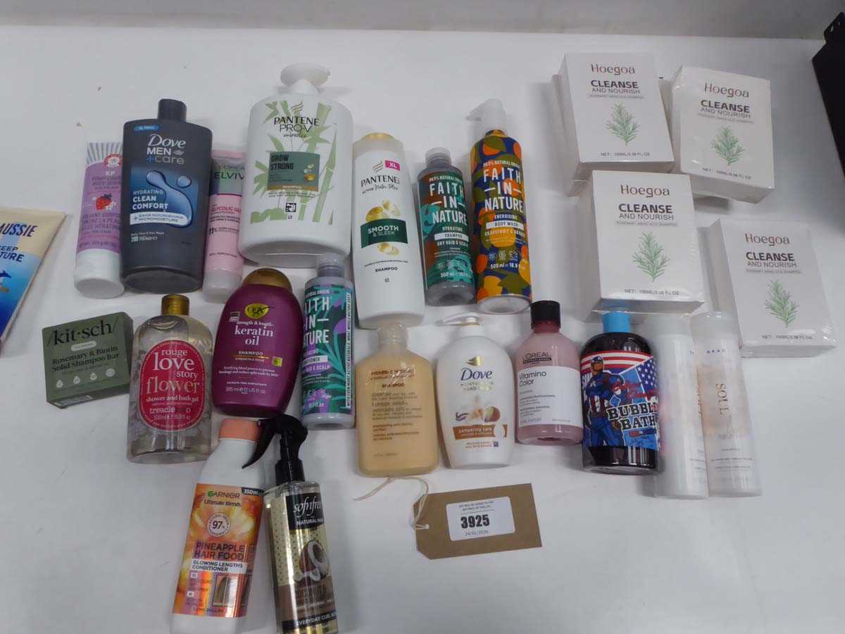 Lot Selection of shampoos, conditioners nd shower...