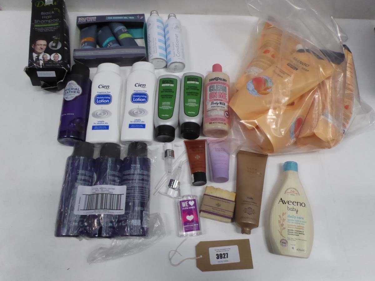 Lot Selection of soaps and body washes etc