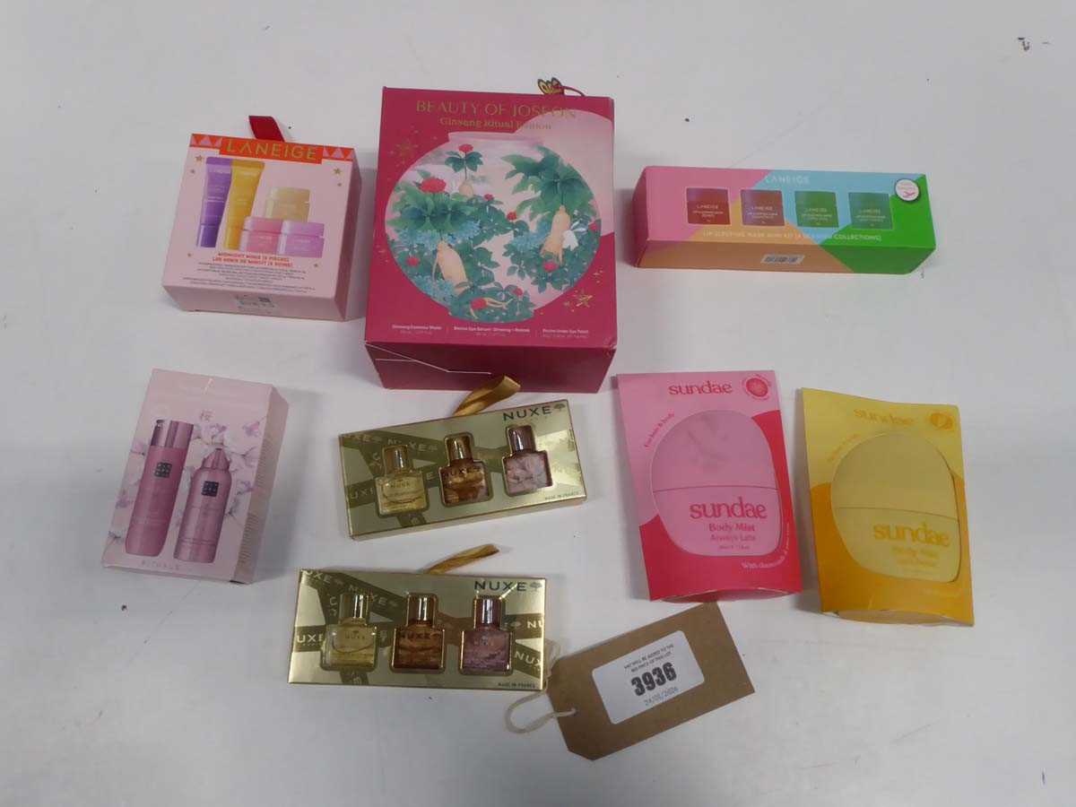Lot Selection of branded sets to include Rituals etc