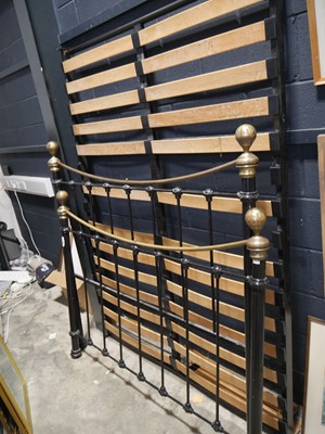 Lot 1585 - Black and gold finish metal bedstead