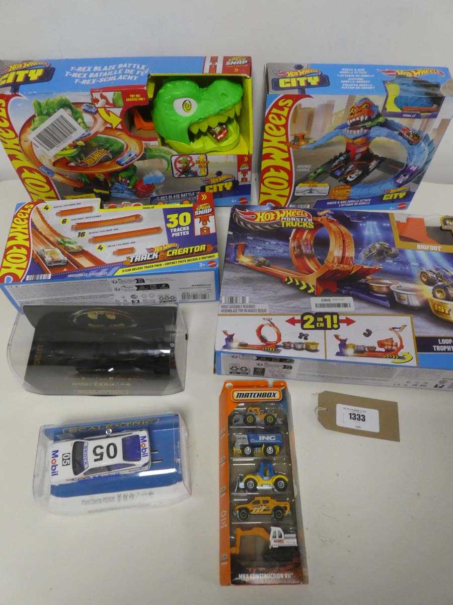 Lot 1333 - Selection of Hot Wheels and other vehicles...