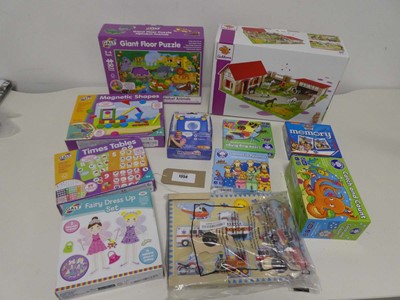 Lot 1354 - Selection of puzzles and games incl. Galt...