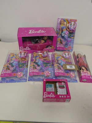 Lot 1383 - Selection of Barbie items incl. Barbies in...
