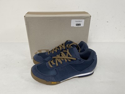 Lot Giro rumble VR cycling shoes in dress blue...