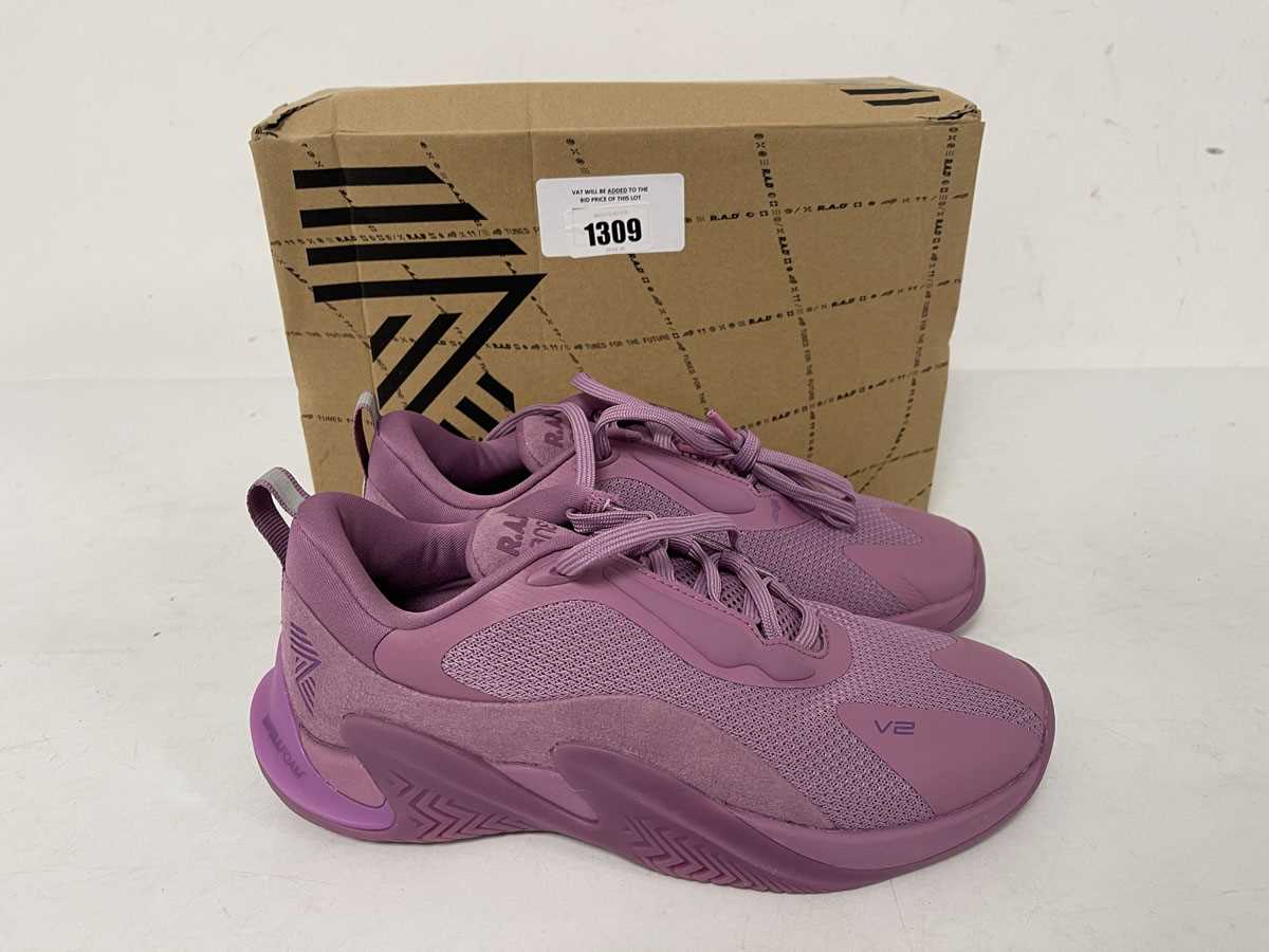 Lot R.A.D One V2 trainers in mulberry size UK6 -...