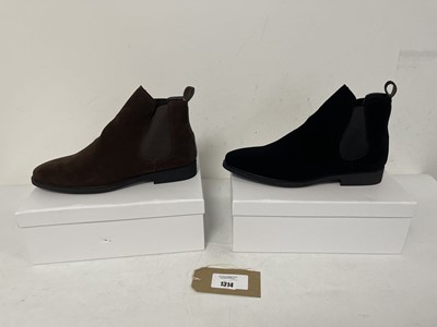 Lot 2x Boxed pairs of Conzuri shoes in various styles