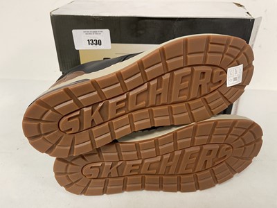 Lot 1330 - Sketchers Streetwear evenston renli boots in...