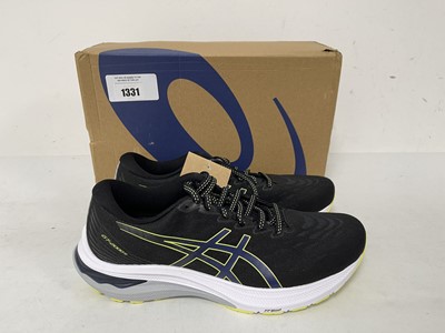 Lot Asics GT-2000 11 trainers in black size UK7 -...
