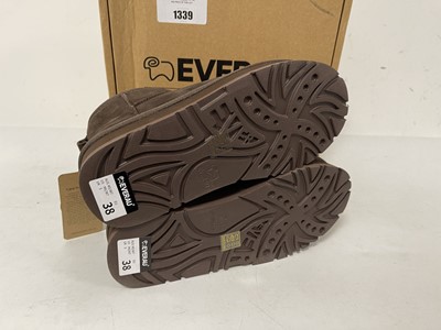 Lot Everau Australian Owned dusky boots in...