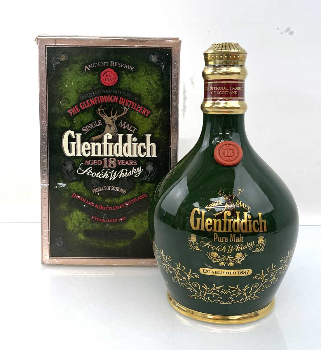 Lot 73 - A Spode Decanter of Glenfiddich 18 year old...