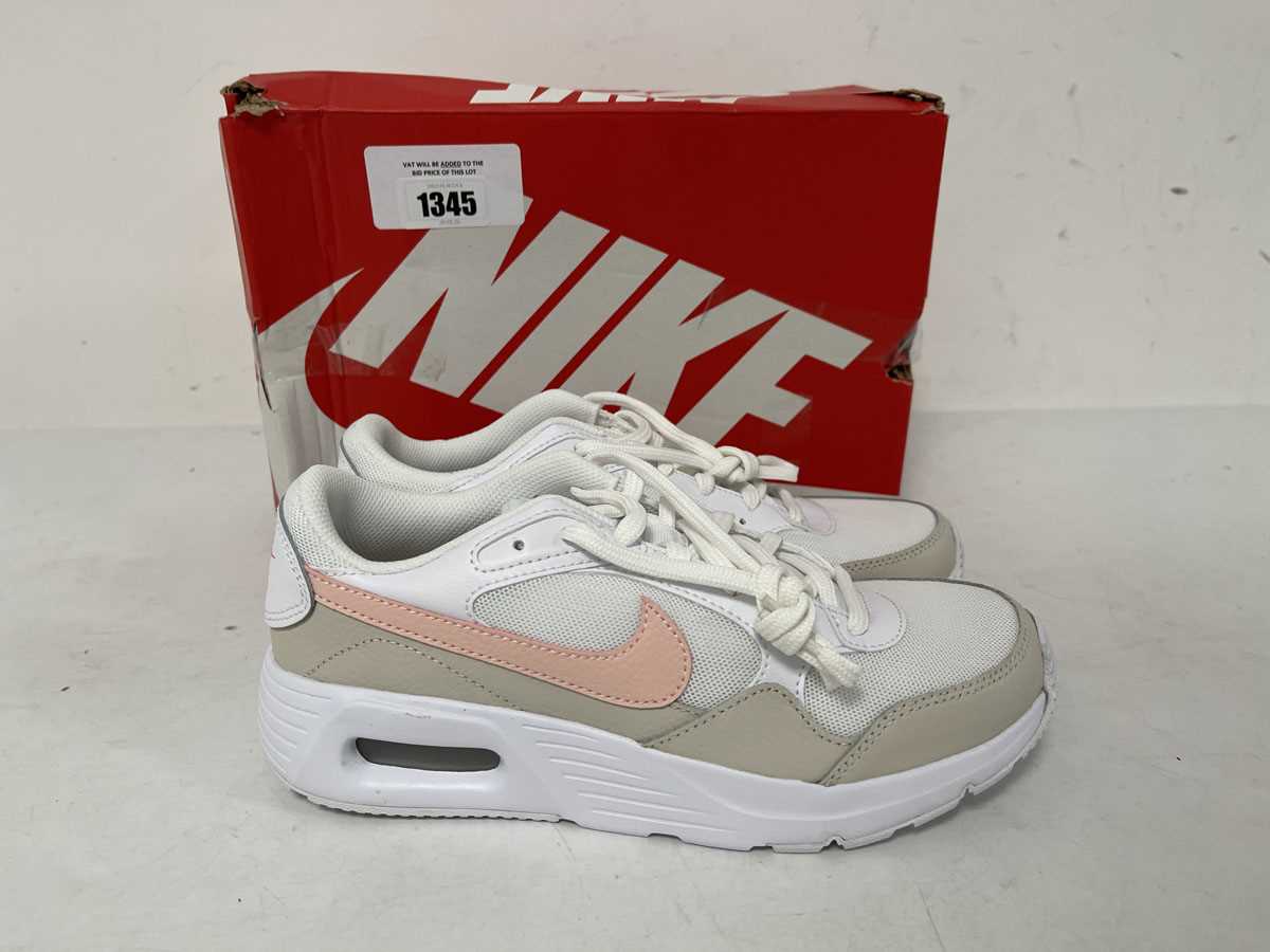 Lot Nike air max SC trainers in white / pink size...