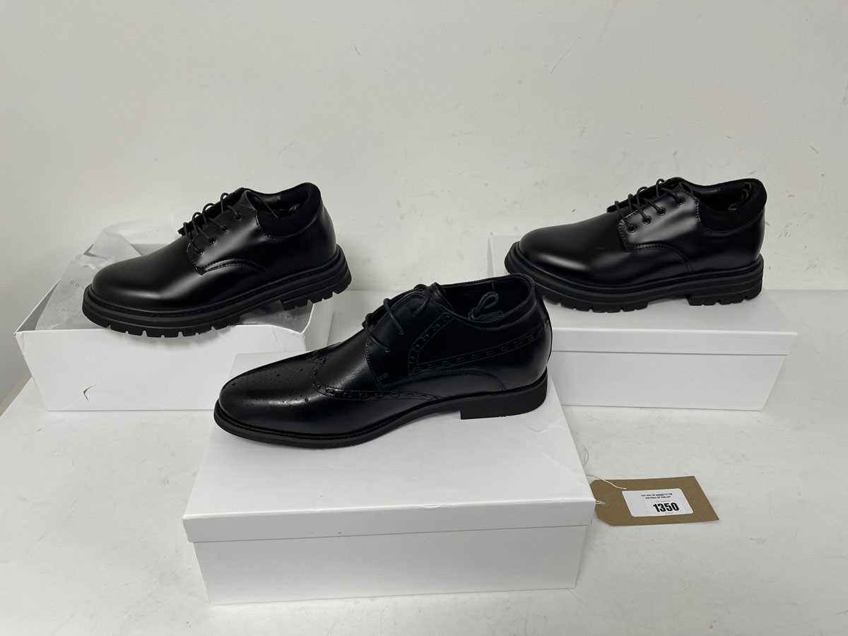 Lot 3x Boxed pairs of Conzuri shoes in various styles