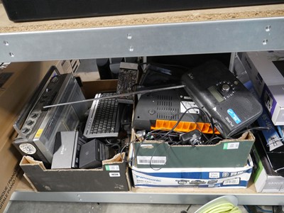 Lot 1658 - 3 boxes assorted household electronics...