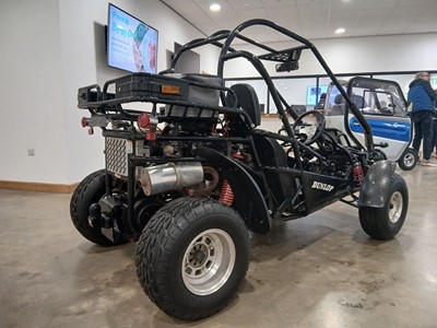 Lot 2-seater off-road buggy with low / high drive...