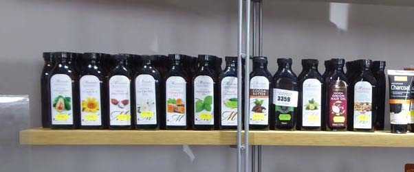 Lot 3359 - Approx. 100 Mamdo aroma therapy oils including...
