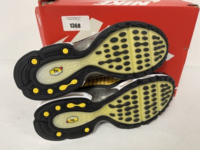 Lot 1368 - Nike air max plus VII trainers in yellow size...