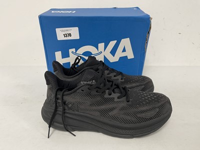 Lot Hok clifton 9 trainers in black size UK9 - boxed