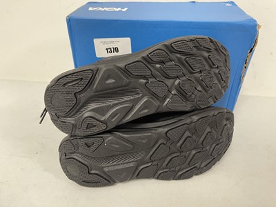 Lot 1370 - Hok clifton 9 trainers in black size UK9 - boxed