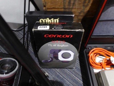 Lot 2294 - Boxed Centon MR40 ring flash along with a...