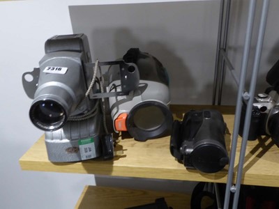 Lot 2316 - 2 projectors plus a Canon handy cam