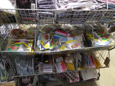 Lot 3377 - Wire basket containing large quantity of...