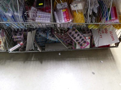 Lot 3379 - Wire basket containing assortment of hair...