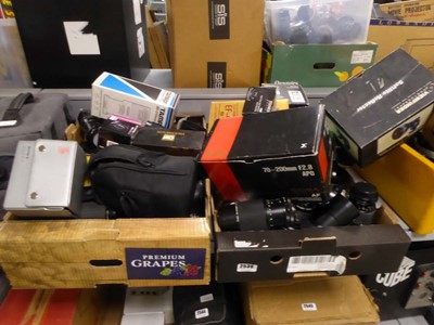 Lot 2536 - 3 boxes containing various camera lenses