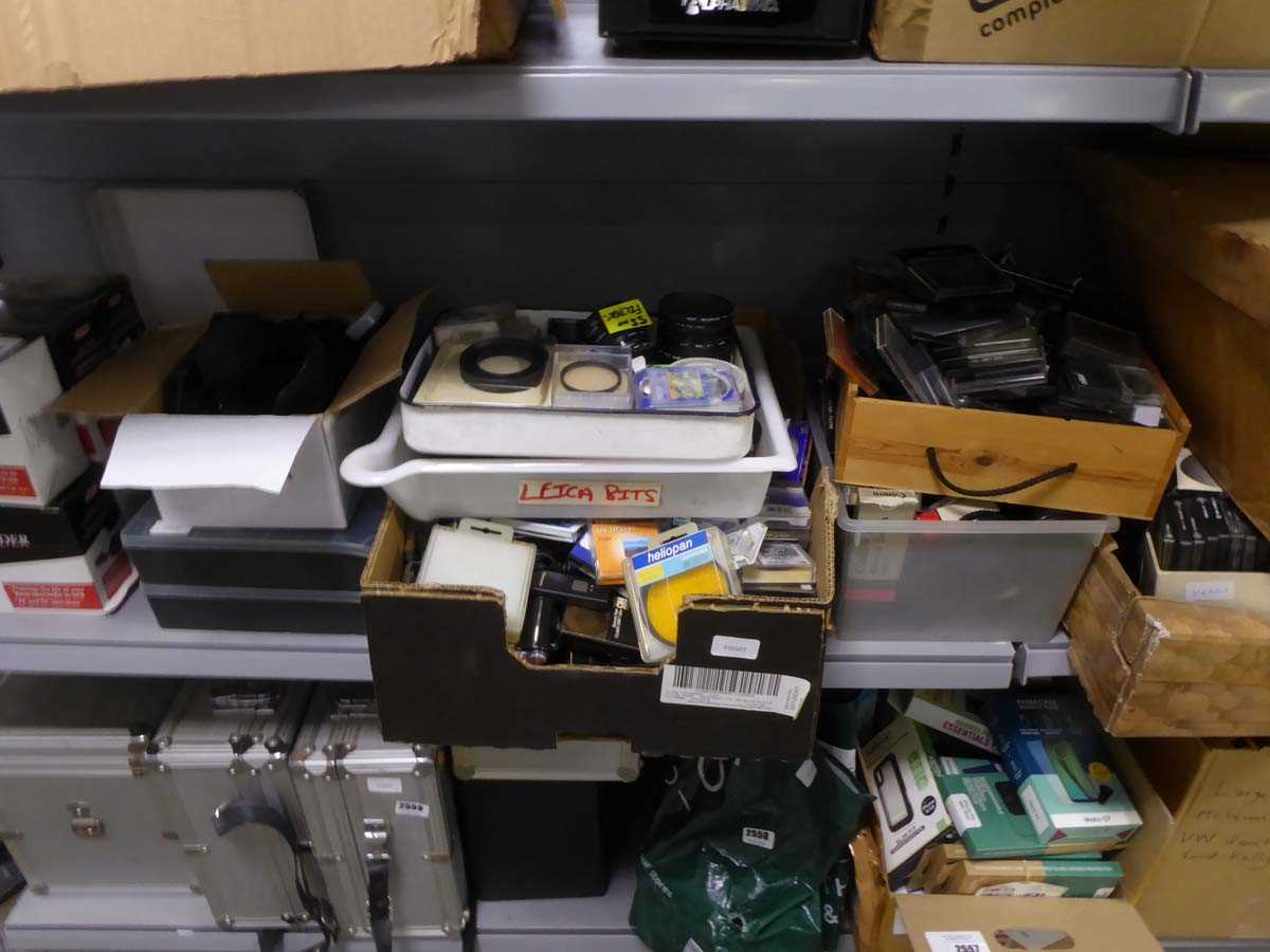 Lot 2542 - 7 boxes of various filters and other...