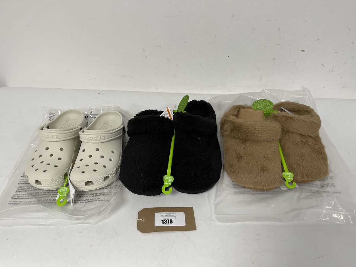 Lot 1378 - 3x Pairs of Crocs in various styles