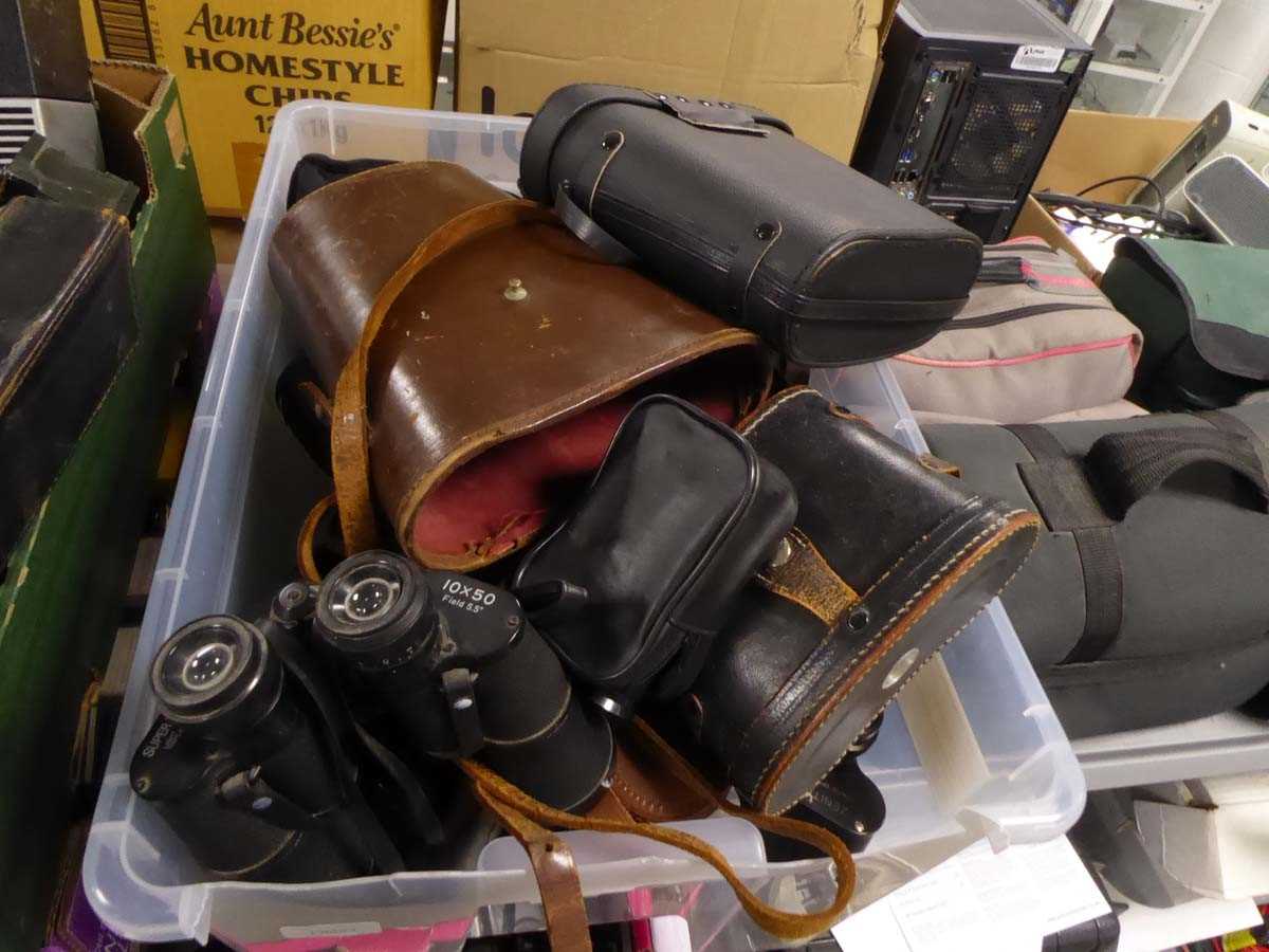 Lot 2563 - Box containing various binoculars and...