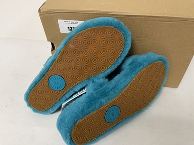 Lot 1383 - Ugg oh yeah shoes in aqua size UK6 - boxed