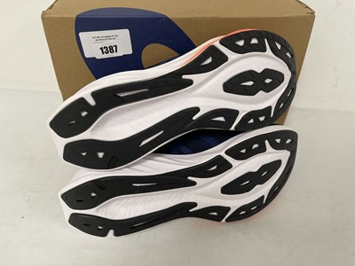 Lot Asics dynablast 5 trainers in indigo blue size...