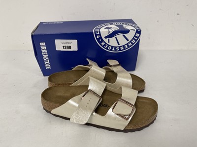 Lot Birkenstock arizona BS sandals in graceful...