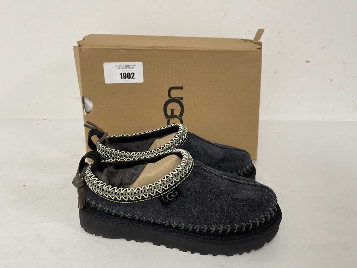 Lot Ugg tasman biarritz shoes in black size UK3 -...