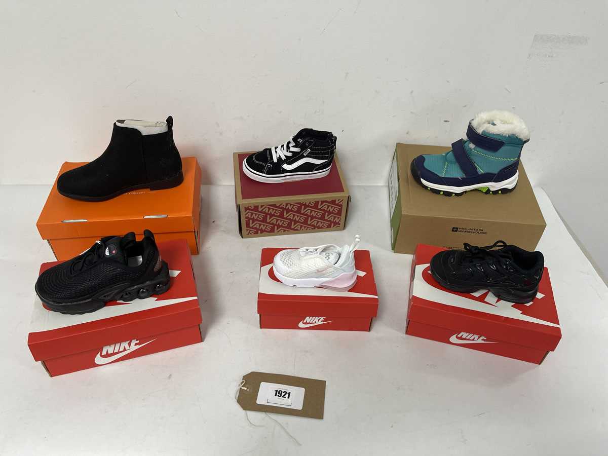 Lot 1921 - 6x Boxed pairs of children's shoes to include...